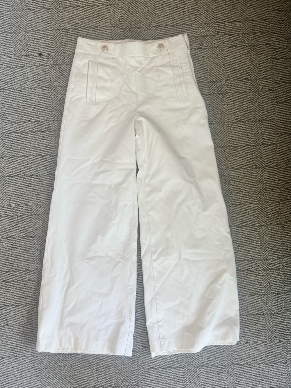 Ann Taylor Relaxed Wide-Leg White Pants Size 4